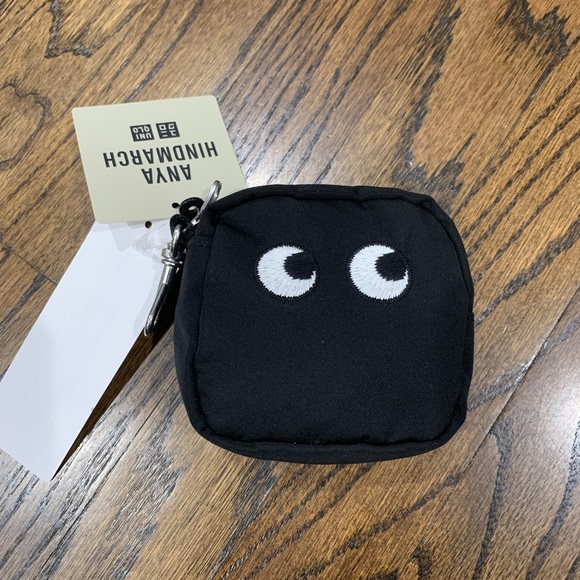 New Uniqlo x Anya Hindmarch Black Packable Bag - Picture 3 of 16